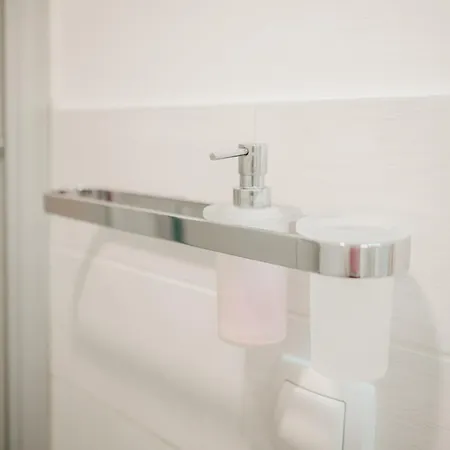 Monolocale Marina In Centro Storico * Triëst