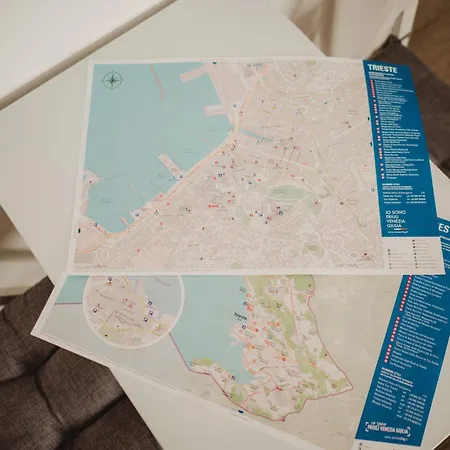 Monolocale Marina In Centro Storico Triëst